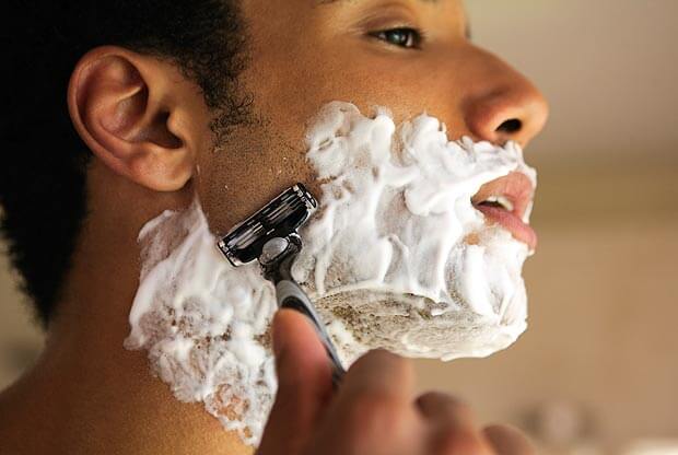 Come tagliare la barba con le lamette