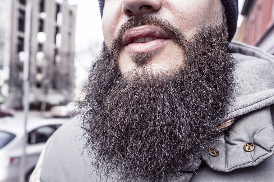 barba indomabile ricci e nodi